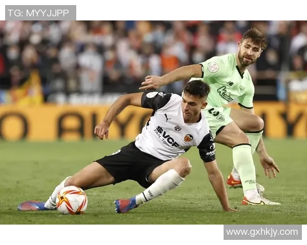 西甲焦点战巴萨与切尔西互交白卷赛后分析引发热议