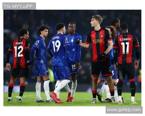 德甲焦点战利物浦与曼城激战成平局争议判罚引发全场热议