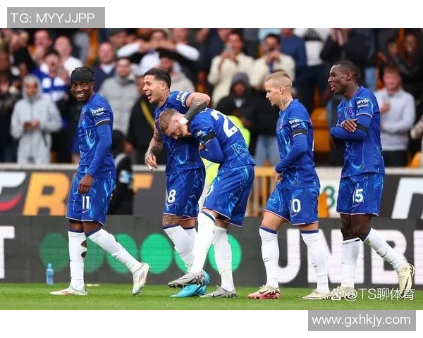 切尔西险胜波尔图帽子戏法引发争议判罚全场沸腾