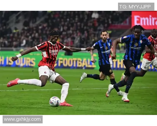 国米与AC米兰友谊赛激战成平局神扑瞬间精彩回顾集锦