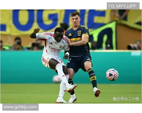 欧联杯激战巴黎圣日耳曼险胜本菲卡乌龙球引发争议判罚全场沸腾