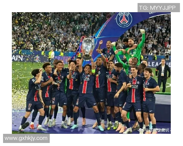 西甲精彩对决里昂大胜巴黎圣日耳曼点球大战引发全场热潮 西甲精彩对决里昂大胜巴黎圣日耳曼点球大战引发全场热潮