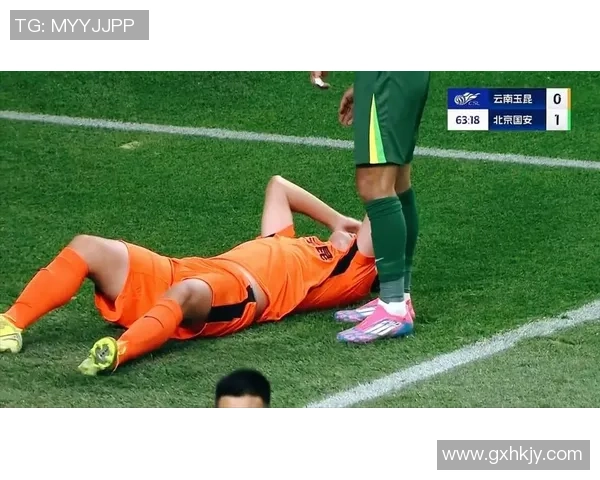 足总杯惊天冷门里昂狂胜波尔图红牌事件引发全场热议 足总杯惊天冷门里昂狂胜波尔图红牌事件引发全场热议