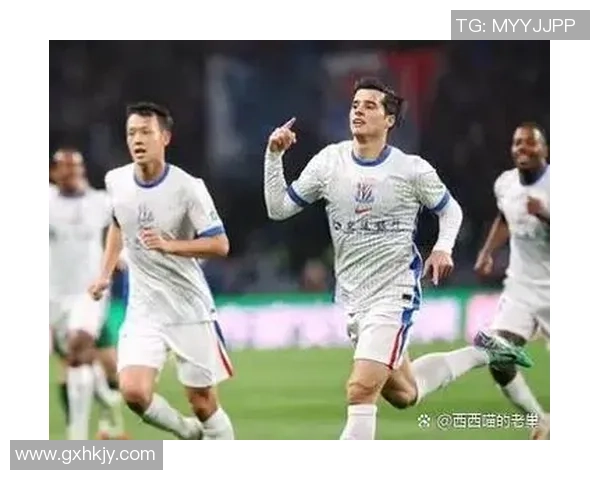 中超精彩对决里昂3-0莱比锡点球大战点燃全场激情 中超精彩对决里昂3-0莱比锡点球大战点燃全场激情