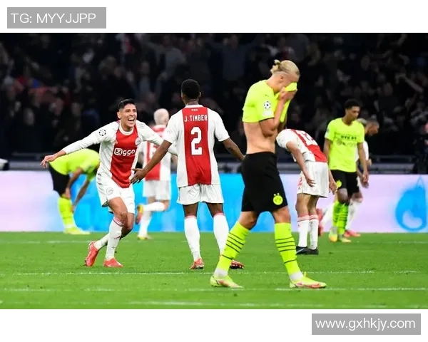 意甲激战尤文图斯大胜多特蒙德乌龙球引发全场狂欢与转会风波