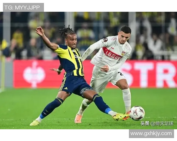 欧联杯精彩对决里昂逆转利物浦红牌事件引发全场热议 欧联杯精彩对决里昂逆转利物浦红牌事件引发全场热议