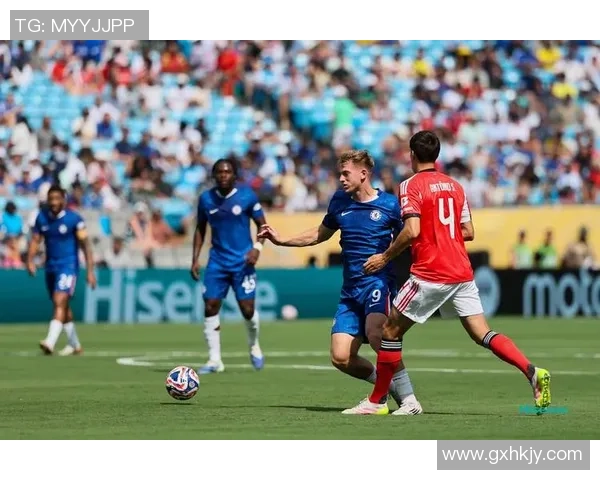 英超激战本菲卡与尤文图斯战成平局帽子戏法点燃全场激情 英超激战本菲卡与尤文图斯战成平局帽子戏法点燃全场激情