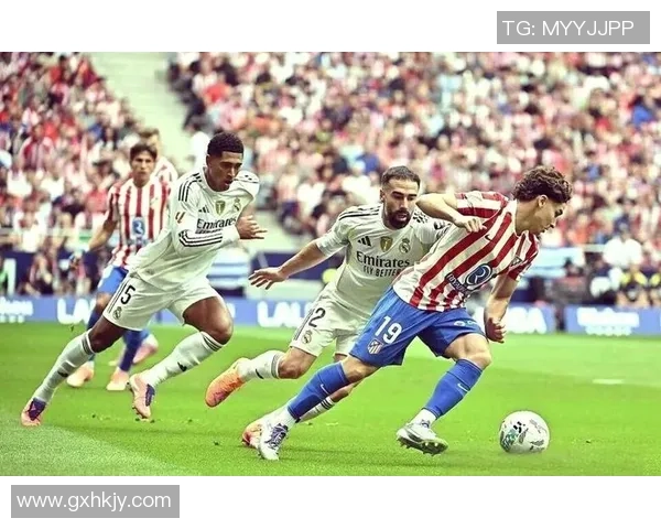 西甲焦点战平局皇马马竞争议判罚引发全场热议 西甲焦点战平局皇马马竞争议判罚引发全场热议