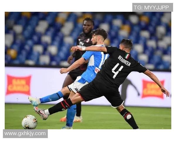 那不勒斯大胜利物浦5-0足总杯历史冷门引发全场震惊 那不勒斯大胜利物浦5-0足总杯历史冷门引发全场震惊